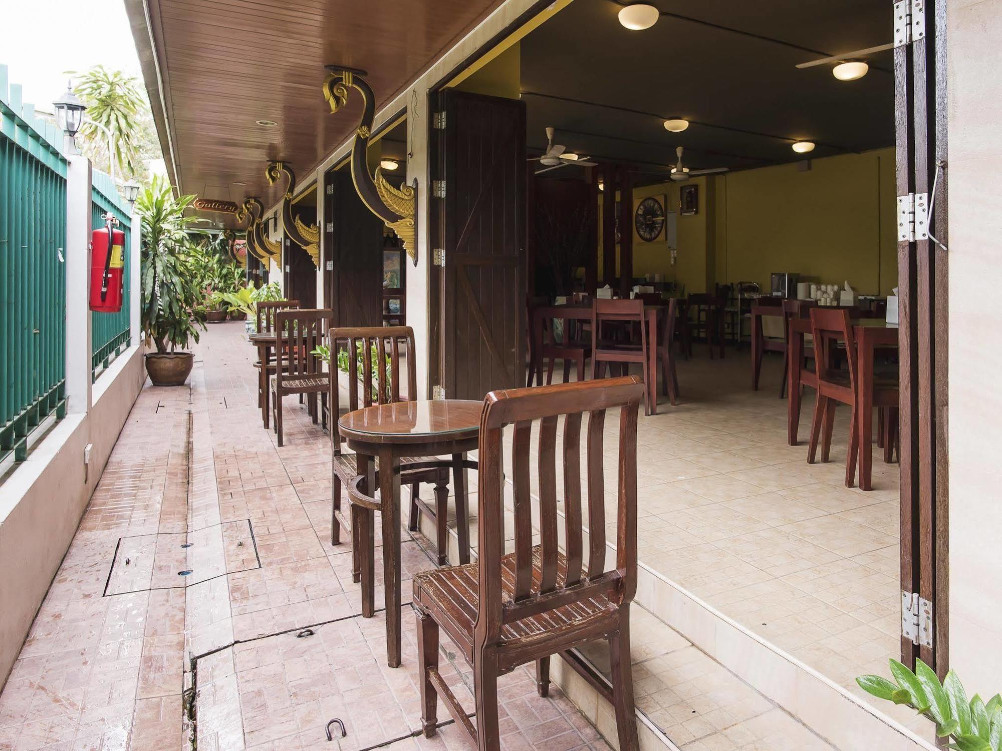 Oyo 434 Boonsiri Place Hotel Bangkok Exteriér fotografie